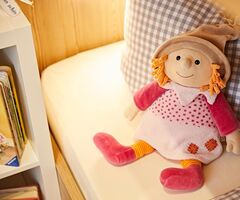 Detail mit Puppe in der Ferienwohnung Bergblick