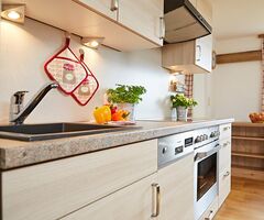 Moderne Küche der Ferienwohnung Grüntenblick