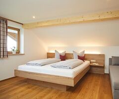 Schlafzimmer der Ferienwohnung Grüntenblick